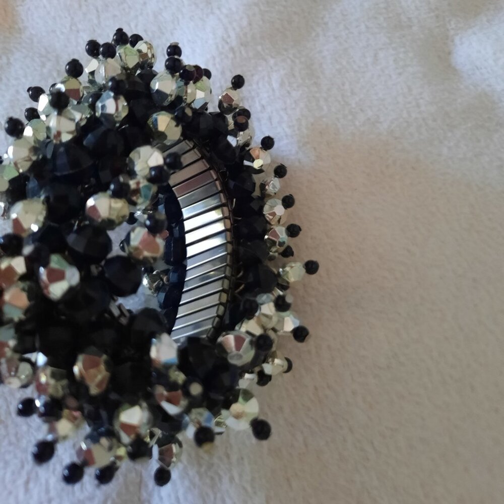 Cuff Bracelet - Picture 4 of 4